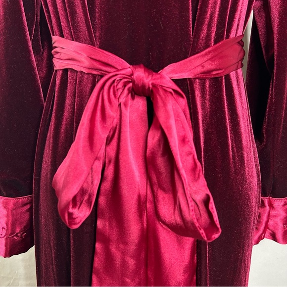 Jonquil Diane Samandi Velvet Robe XS Burgundy Long Belted Wrap Duster - Picture 4 of 8
